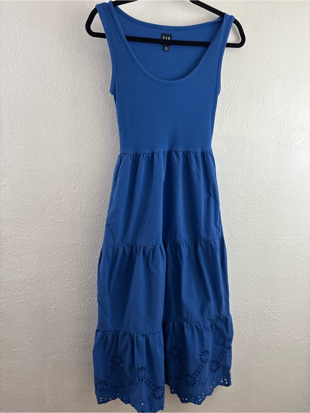 Gap Midi Dress ribbed tank top bodice tiered skirt with eyelet size XS